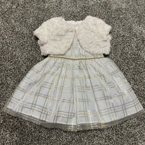 Little girl dress with shawl